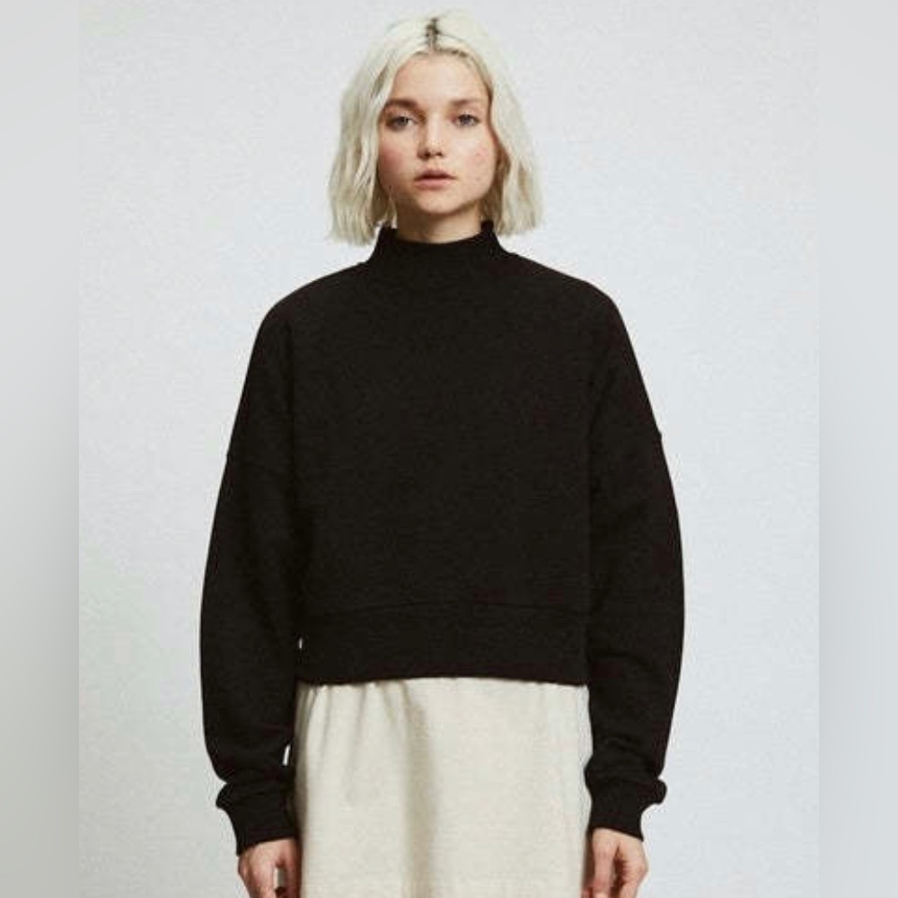 Rita Row mock funnel neck cropped sweatshirt